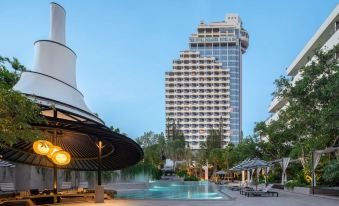The Royal Paradise Hotel & Spa