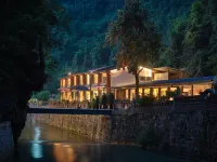 張家界莫問·禪意野奢度假民宿 鄰近武陵源商業城的酒店