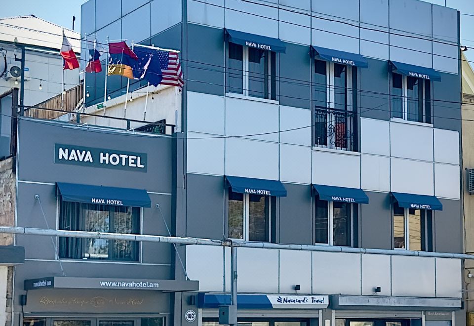 나바 호텔 예레반