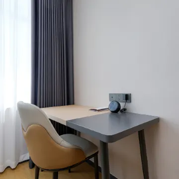 Jinyi Hotel (Baotou Guyang)