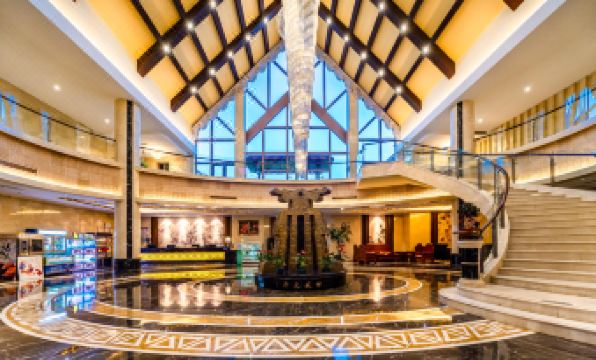 Ruoyu International Hotel (Tai'an High-speed Railway Station)