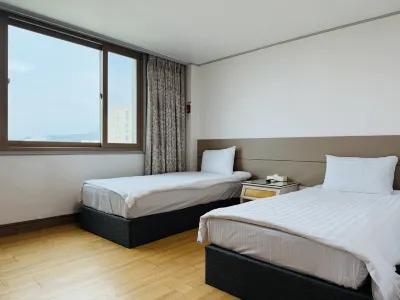 Core Hotel Jeju Hotel di 