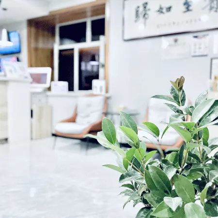 Huaxuan Hotel (Haixing Hai'an Road Branch)