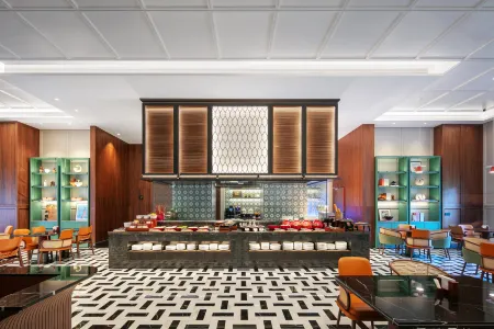 UrCove by Hyatt Shantou New Town Plaza Huanghe Road Отели рядом с достопримечательностью «Laoma Palace»