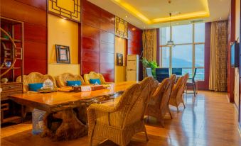 Xuanwei Xuanneng International Hotel (Railway Station)