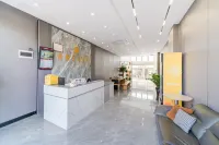 Linfeng Light Luxury Boutique Stay Các khách sạn gần Doumengang Marina