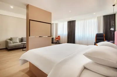 Jingfang E-Sports Hotel (Zhangzhou Changtai No.1 High School)