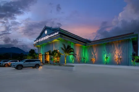 No Ya Resort Hotel Отели рядом с достопримечательностью «Wat Xieng Muan»