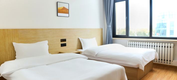 Yunji Hotel (Municipal People's Hospital) Hoteles en Ulan Hot