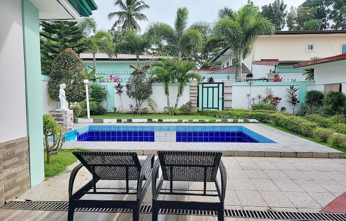 Jewelry Hotel and Resort