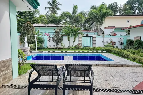 Jewelry Hotel and Resort Hotels in Silang