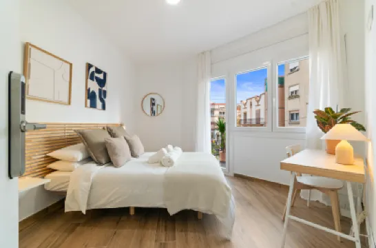 Livinn House Self CheckIn Hotels near Museo de Hospitalet de Llobregat