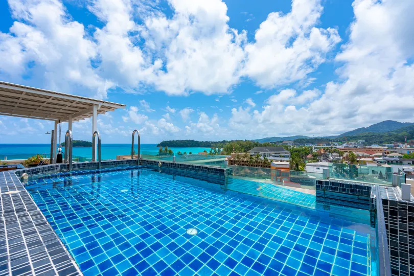 Kata Hill Sea View Hotel