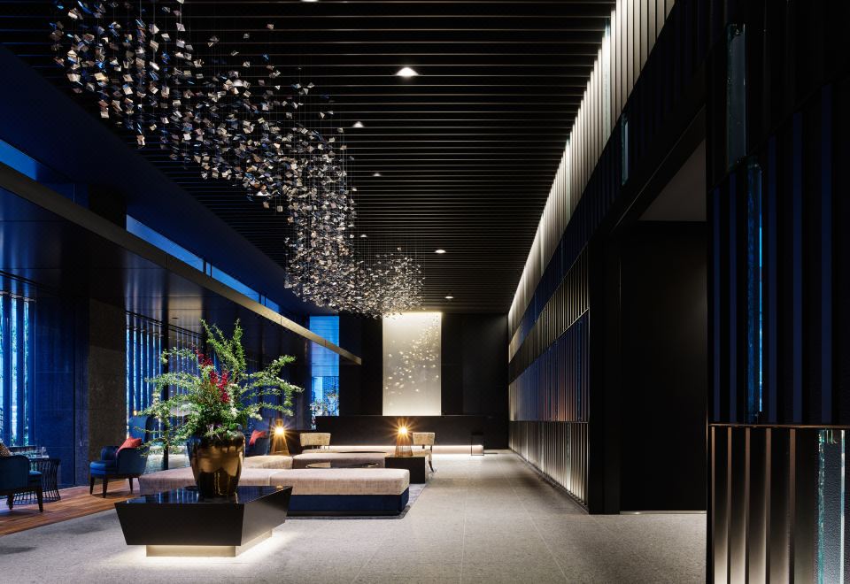 1. 미쓰이 가든 호..