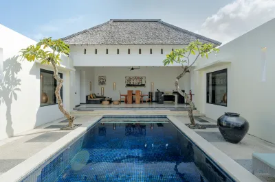 The Seminyak Suites Private Villas Hotel in zona Kori Bali Spa