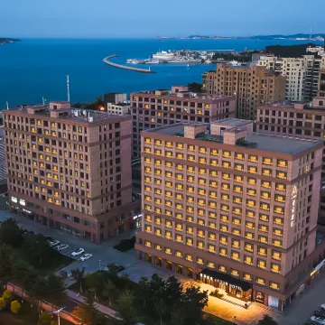 Atour Hotel (Weihai Urban Area Xingfu Gate) Hotels near Weihai Happiness Gate