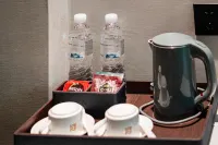 柏曼酒店（陽江百利廣場店） 鄰近陽江市經銷社附城貿易有限公司日用五金商場的酒店