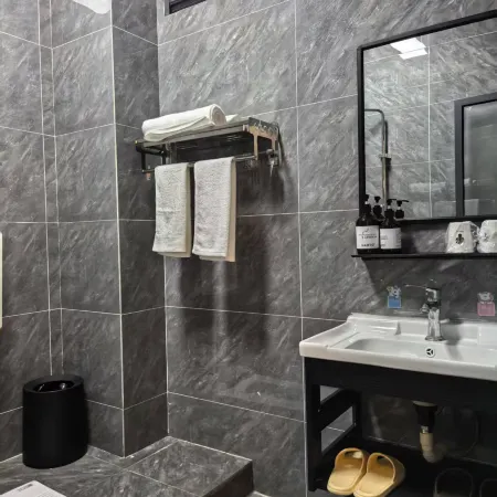 Mengnuozhen Muyang Homestay