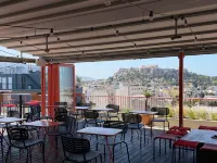 Yellowsquare Athens Hotel a Atene