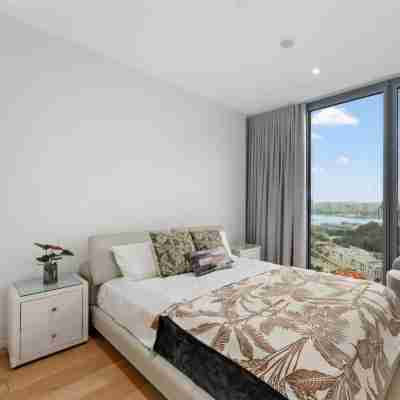 Luxury 1BR Iconic Harbour Views in Barangaroo Rooms
