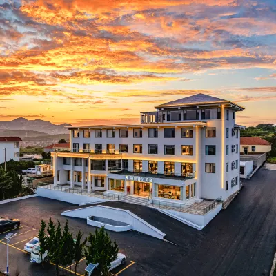 Rongcheng Chengshantou Xixiakou Zoo Rezen Select Hotel Hotels near Motianling