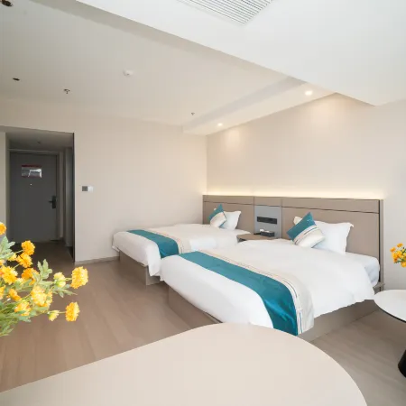 Huijin Hotel (Bengbu South High Speed Railway Station)