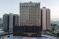 All season Putian Wanda Plaza Hotels near UNIQLO