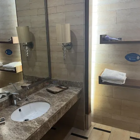 Tangpo Hot Spring Resort