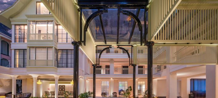 Europe Lanman Hotel (Xishuangbanna Jinghong Gaozhuang Xishuangjing Star Night Market) Hotel di Jinghong