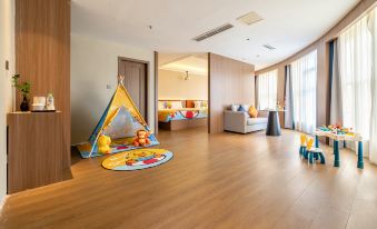 Dilunting International Hotel (Wansheng Yaocheng)