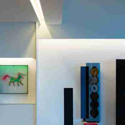 Cloudscape Apartment Rooms