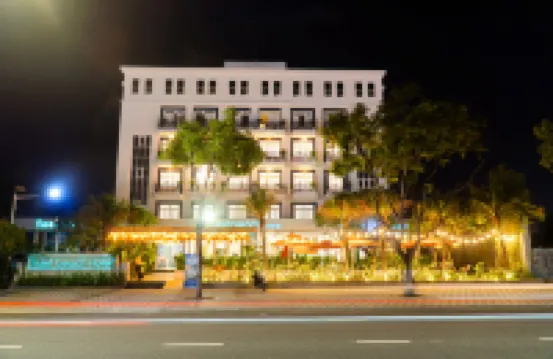 Sujet Beach Hotel and Apartment Danang by Haviland Hotels near Vincom Plaza