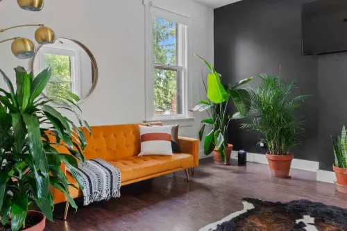 Top Rated - PRIME Location - Parking Free - CLEAN