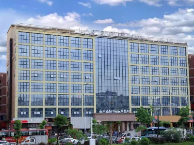 麗楓飯店（深圳坪山高鐵站龍東地鐵站店） 彩雲體育館附近的飯店