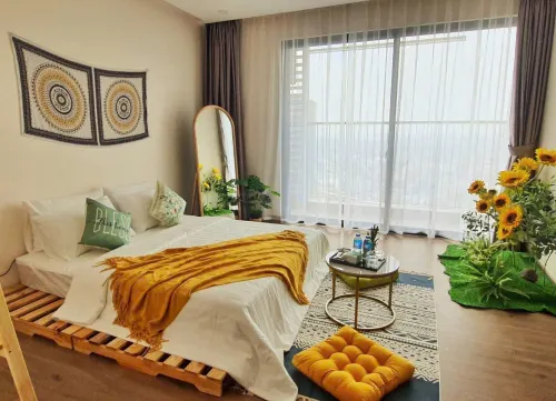 Capsule Eco Park Hotels in Xuan Quan