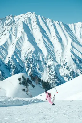 Xunjian・Xueshijian | The Beauty of The East Villa (Songhua Lake Ski Resort Branch) Hotel a 