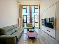 Modern Apartment at Chamber of Commerce Building - balcony