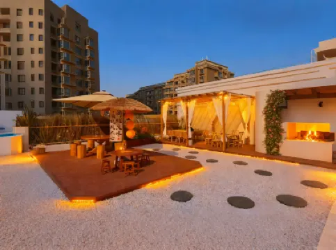 Lu'an Ginkgo Leaf Select Hotel (Wanda Plaza) Hotel dekat Yueliang Island