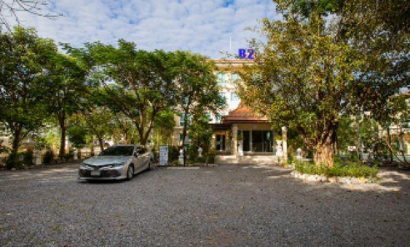 B2 Khao Yai Premier Hotel
