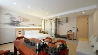 TUKE LIGHT HOTEL (Datong Hunyuan Ancient City Hengshan South Road) - Parkplatz