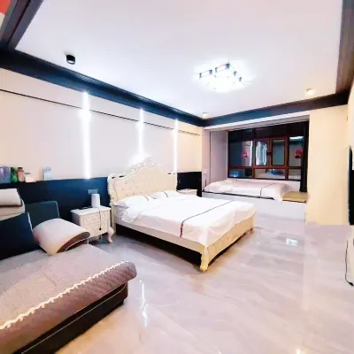 Shiyi Hotel (Jiansanjiang Station) Hotels near Qixing Passenger Transport Terminal
