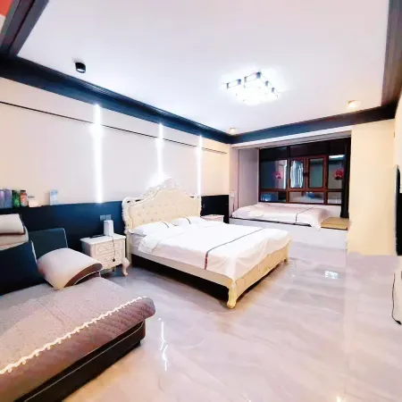 Shiyi Hotel (Jiansanjiang Station)