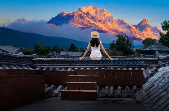 Jian Homestay (Baisha Ancient Town Branch)