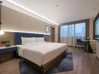 NOVOTEL WUXI SANYANG PLAZA 東林学院周辺のホテル