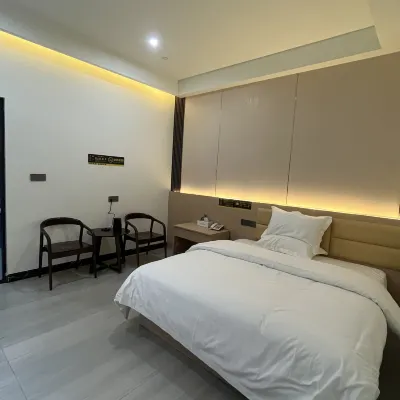 Yunxiang Wenquan Apartment Hotels near Kanghe Hot Spring Park