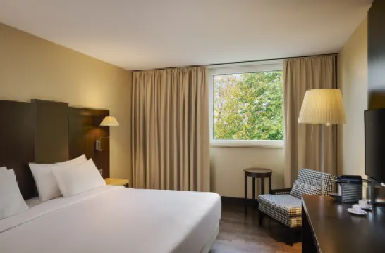 NH Stuttgart Airport Hotels near Stuttgart Airport