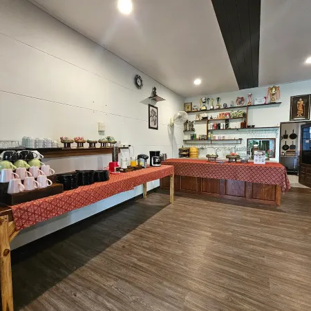 Thanawong Pool Villa