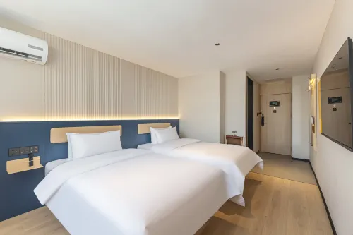 7 デイズ イン ホテル（昆明火車站）