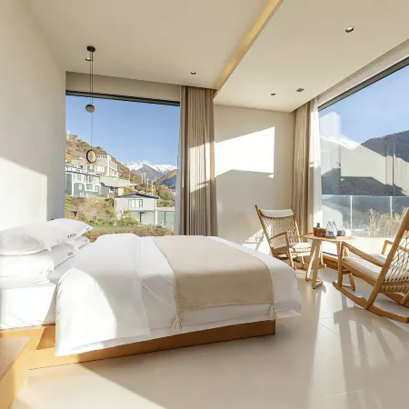 The most affordable accommodation that provides 24-hour free oxygen inhalation and floor heating
