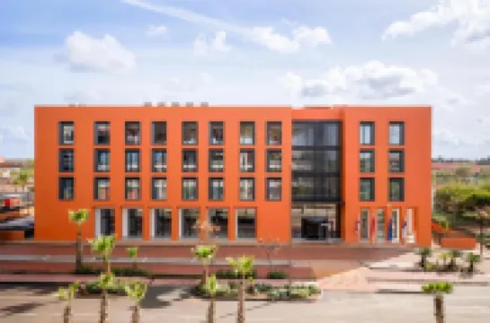 แฮมป์ตัน บาย ฮิลตัน เบน เกอรีร์ โรงแรมใน